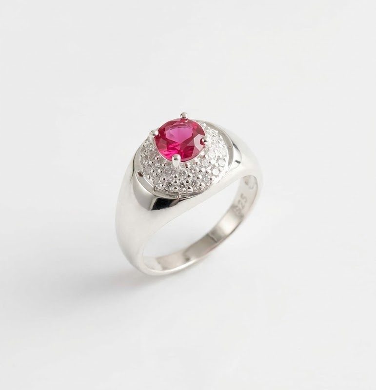 Anillo con piedra