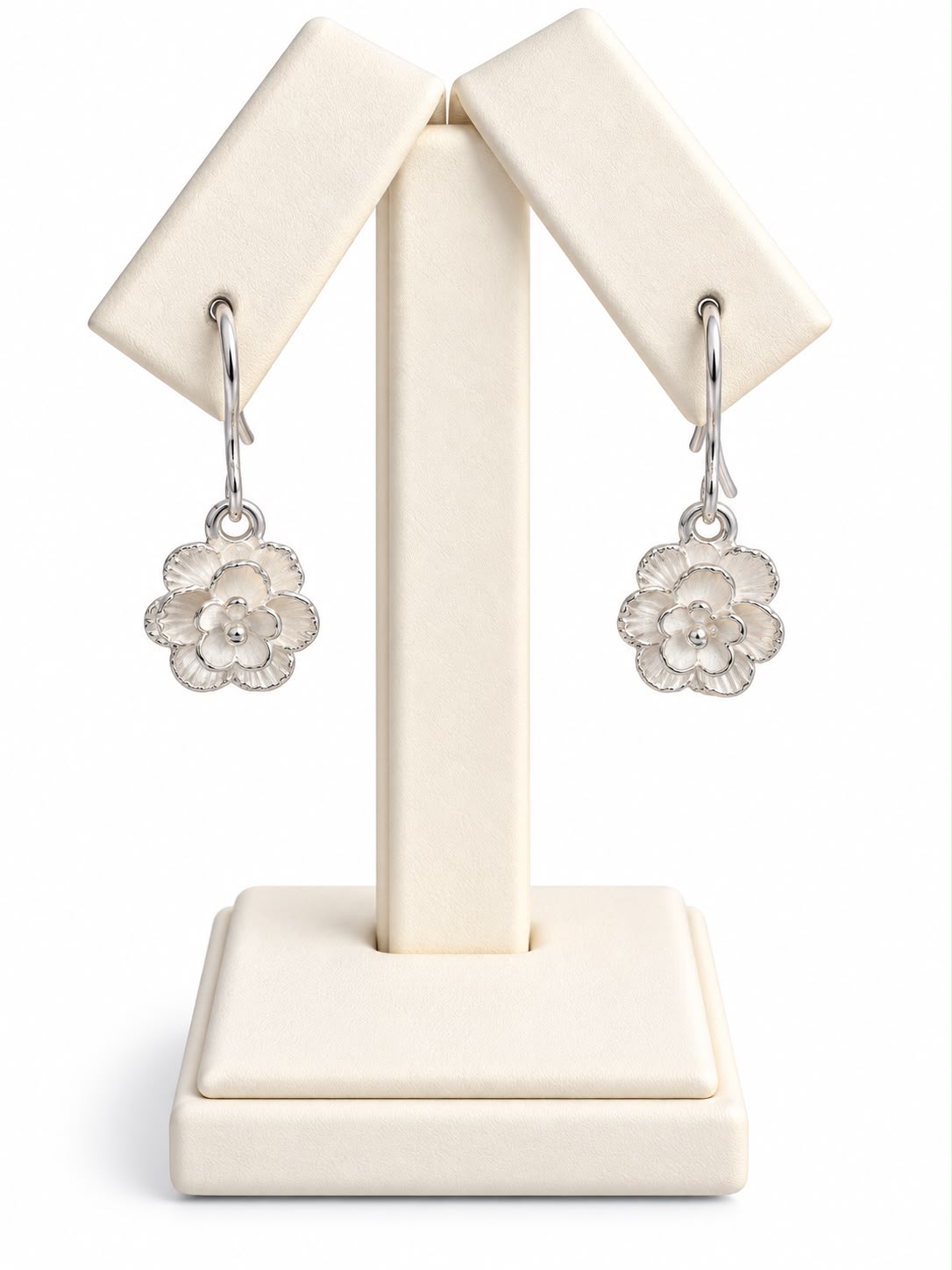 Aretes largos de flor en 3D