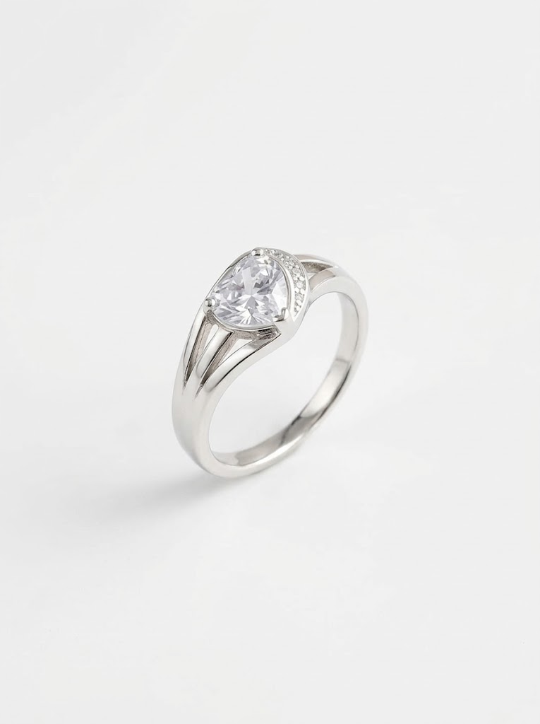 Anillo con diamante